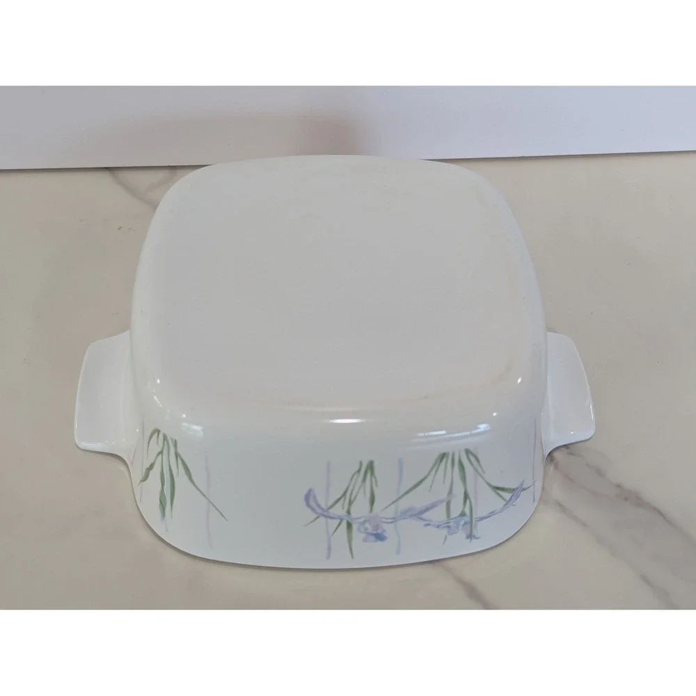 Vintage Casserole Dish Corning Ware 1.5L Shadow Iris Floral A-1 1/2-B